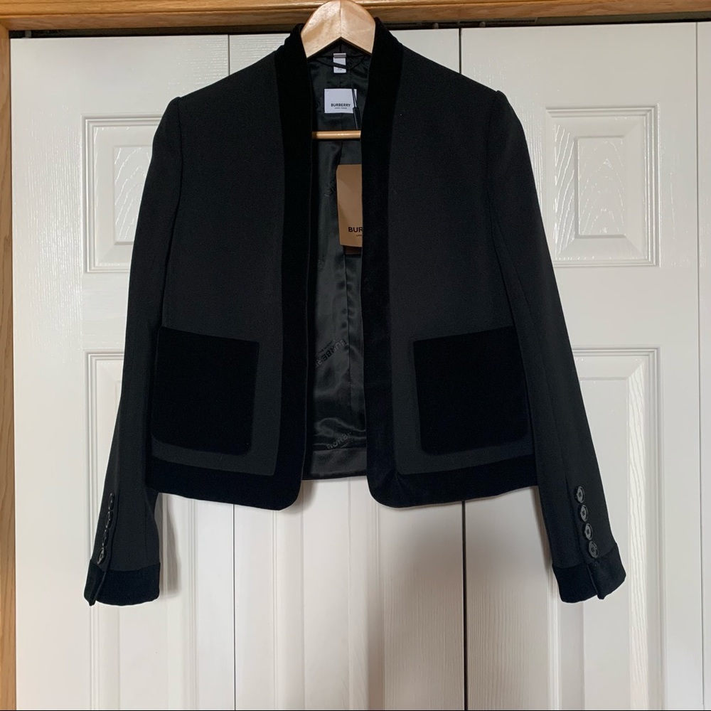 NWT Authentic Burberry black blazer jacket velvet details size 6